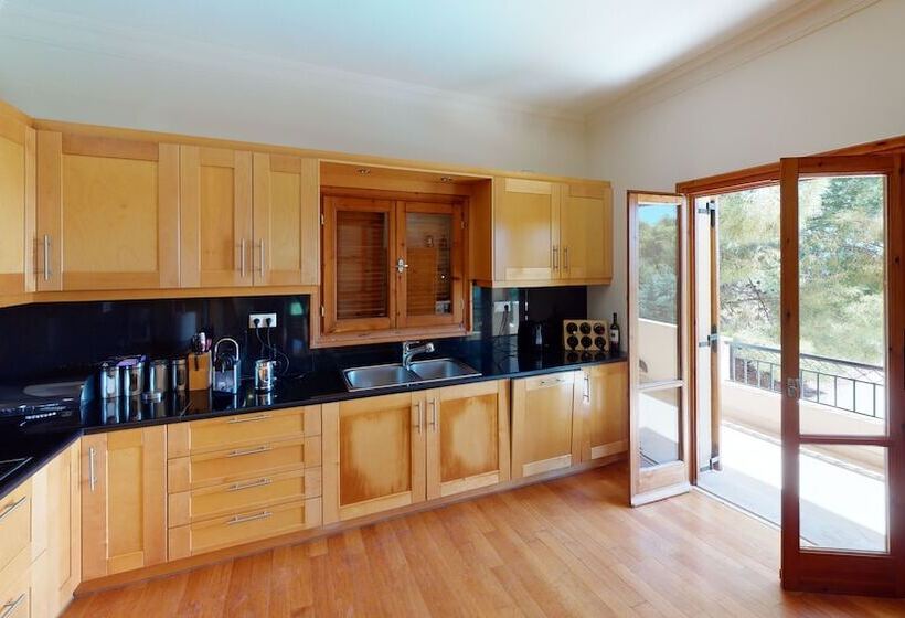 Star Chart   Near Ermionida Marina