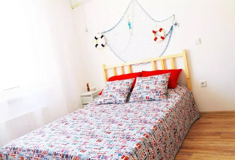 Apartments On Prospekt Dzerzhinskogo 238