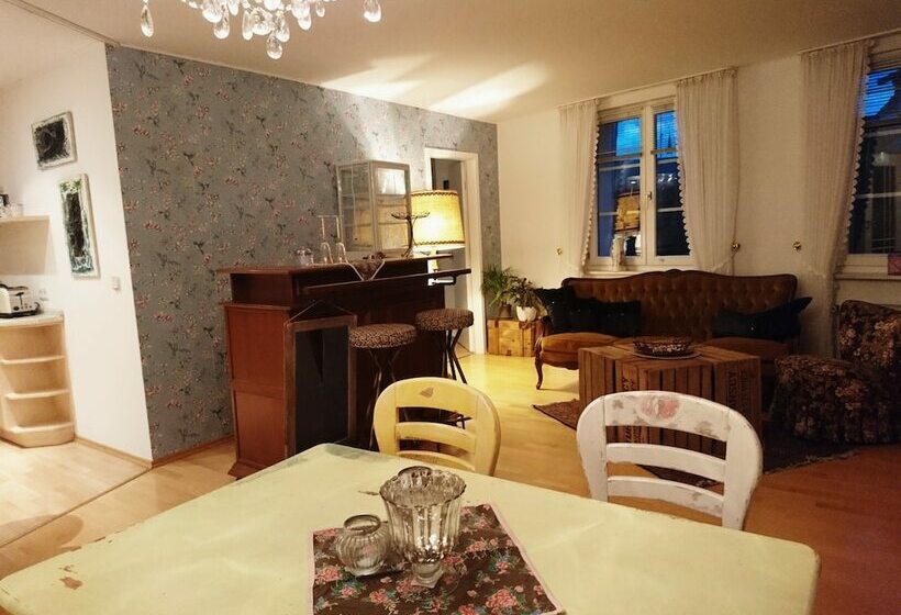 Bed And Breakfast Quermalerei