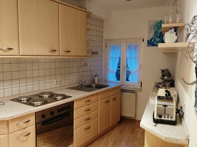 Bed And Breakfast Quermalerei