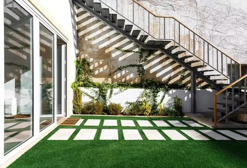 Chalet Estoril Luxury Apartments