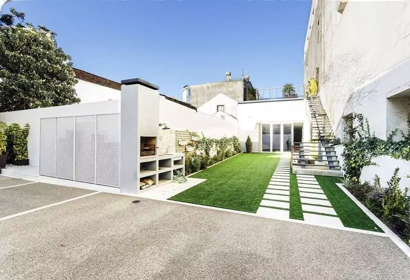 Chalet Estoril Luxury Apartments