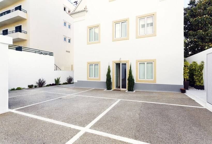 Chalet Estoril Luxury Apartments