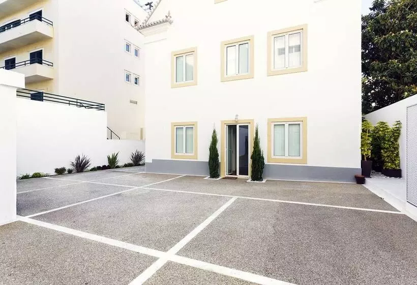 Chalet Estoril Luxury Apartments