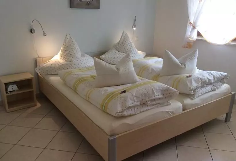 Ferienwohnungen Börnert Am Klingerbach