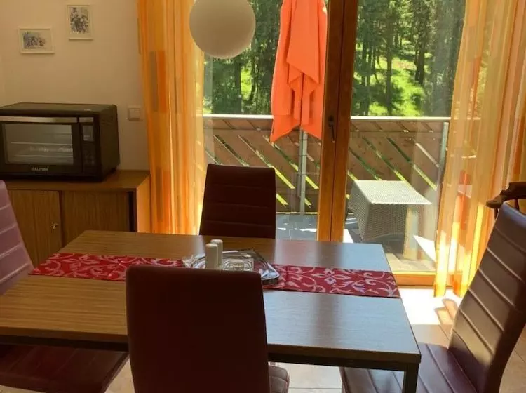 Ferienwohnungen Börnert Am Klingerbach