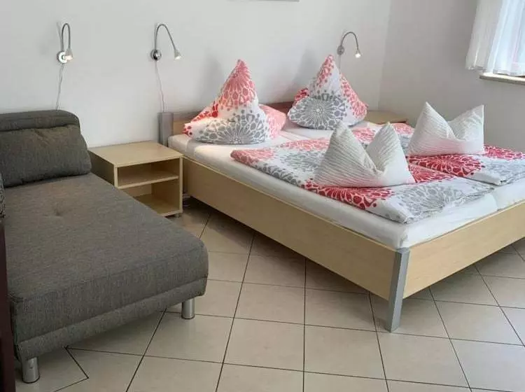 Ferienwohnungen Börnert Am Klingerbach