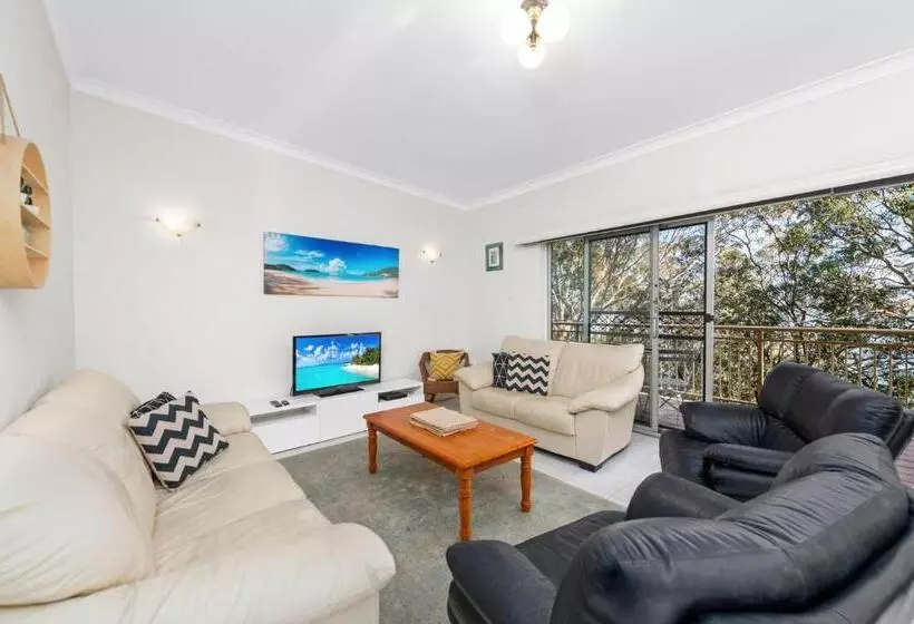 Fiddlers Green 8 Nelson Bay