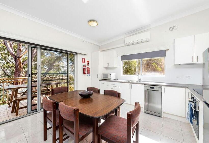 Fiddlers Green 8 Nelson Bay