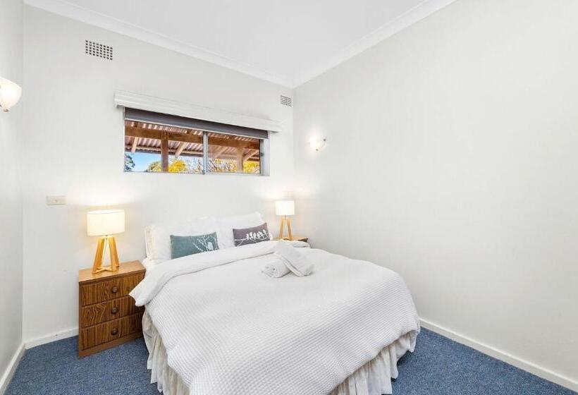 Fiddlers Green 8 Nelson Bay