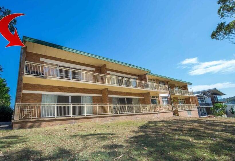 Fiddlers Green 8 Nelson Bay