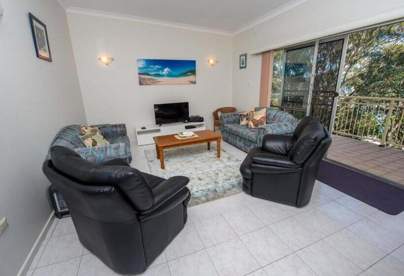 Fiddlers Green 8 Nelson Bay