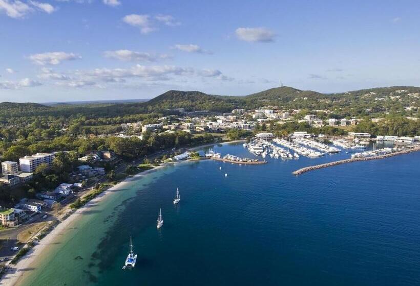 Fiddlers Green 8 Nelson Bay