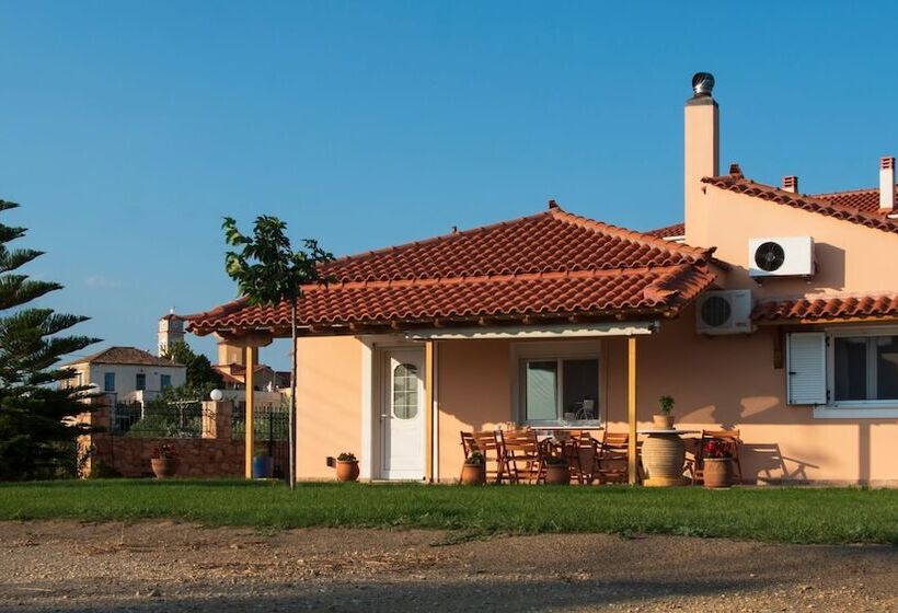 Laconia Domus Papadianika