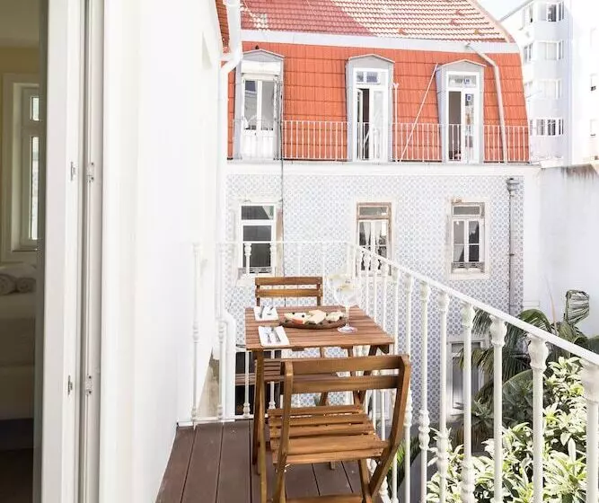 Majatalo 1898 Home & Suites