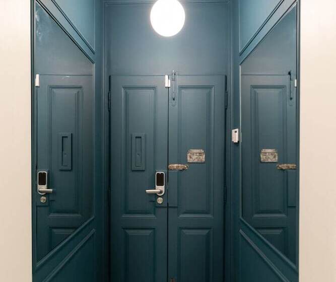 펜션 1898 Home & Suites