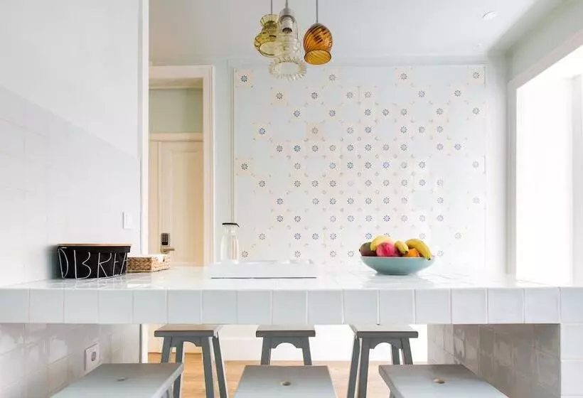 Majatalo 1898 Home & Suites