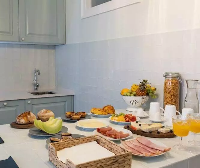 Majatalo 1898 Home & Suites