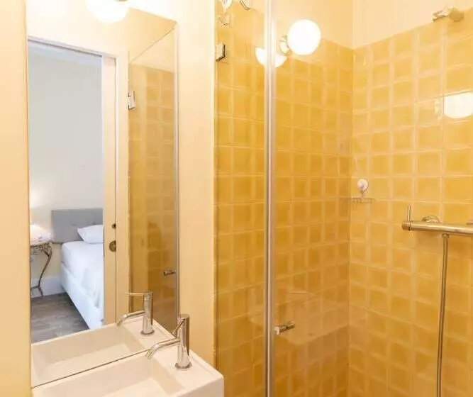 Majatalo 1898 Home & Suites