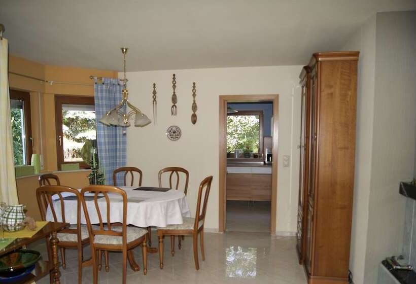 Petit Triotel   In Leukersdorf