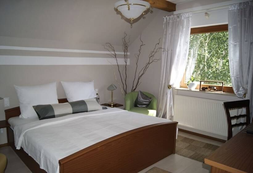 Petit Triotel   In Leukersdorf