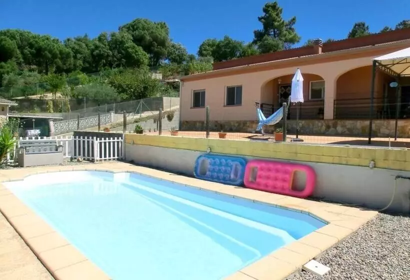 106163   Villa In Maçanet De La Selva