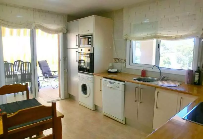 106163   Villa In Maçanet De La Selva