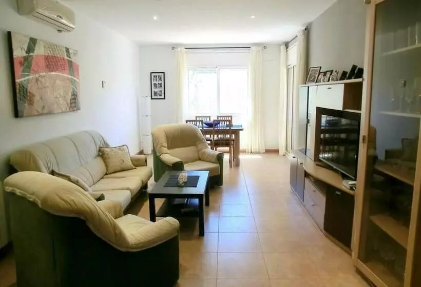 106163   Villa In Maçanet De La Selva