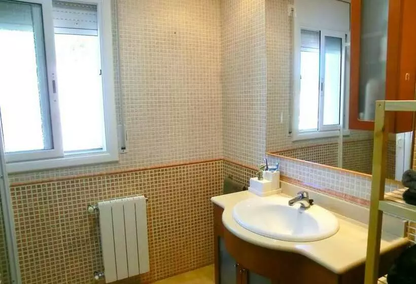 106163   Villa In Maçanet De La Selva