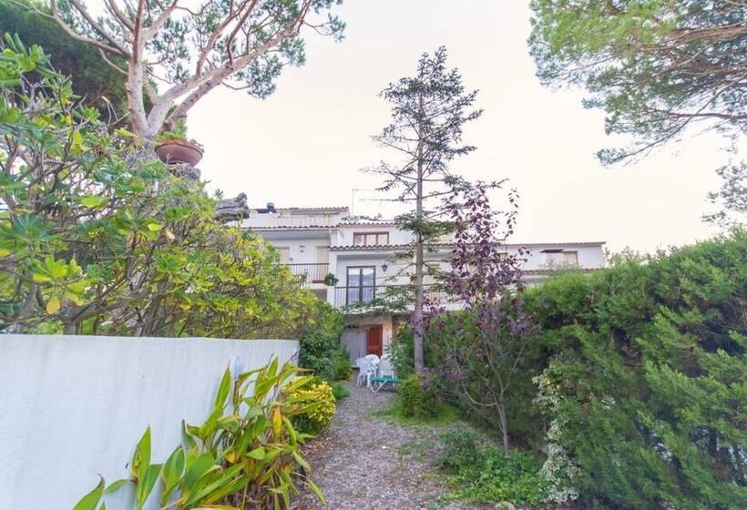 106166   House In Calella De Palafrugell