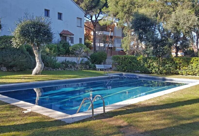 106166   House In Calella De Palafrugell