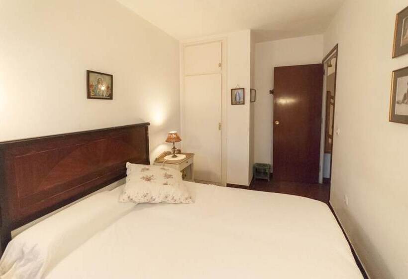 106166   House In Calella De Palafrugell