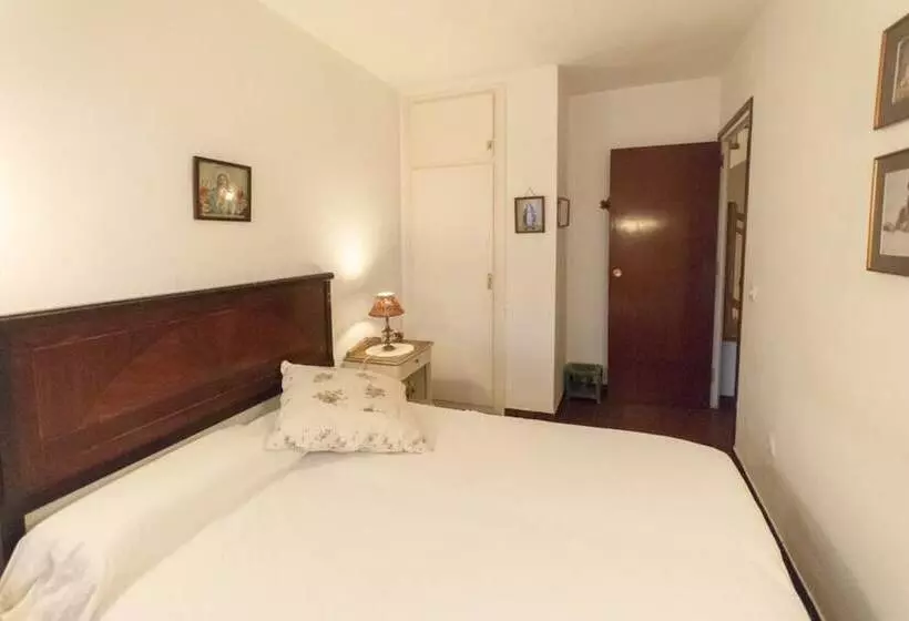 106166   House In Calella De Palafrugell