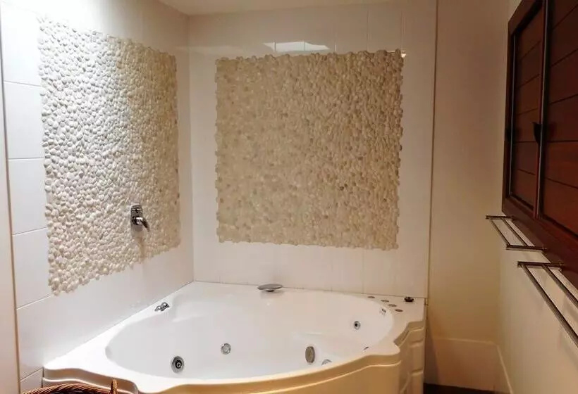 Lees By The Sea At South West Rocks