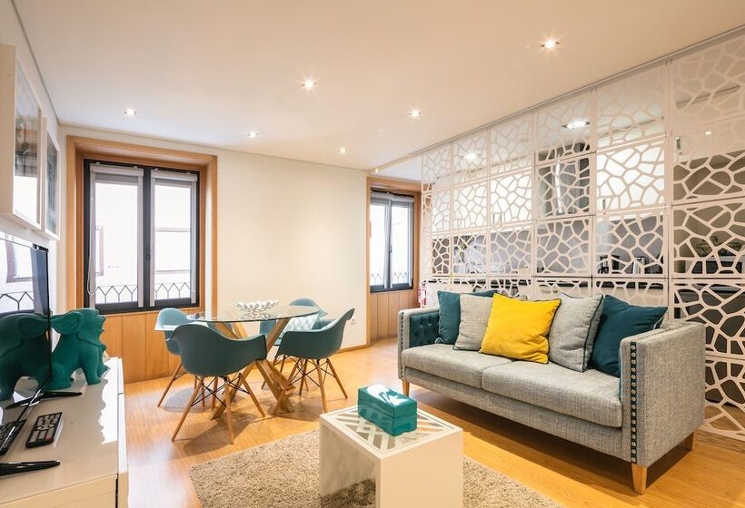 North Star Flats   Ribeira & Cellars