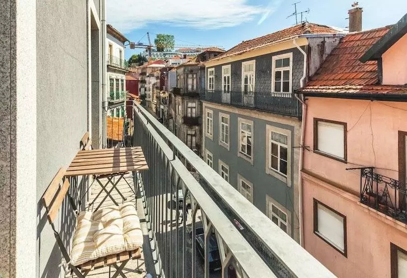 North Star Flats Ribeira & Cellars