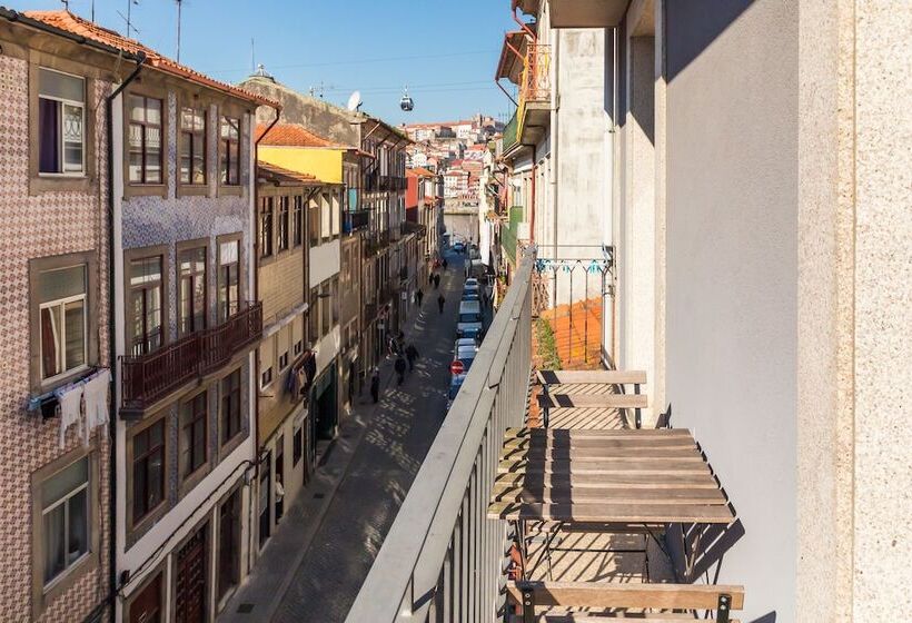 North Star Flats   Ribeira & Cellars