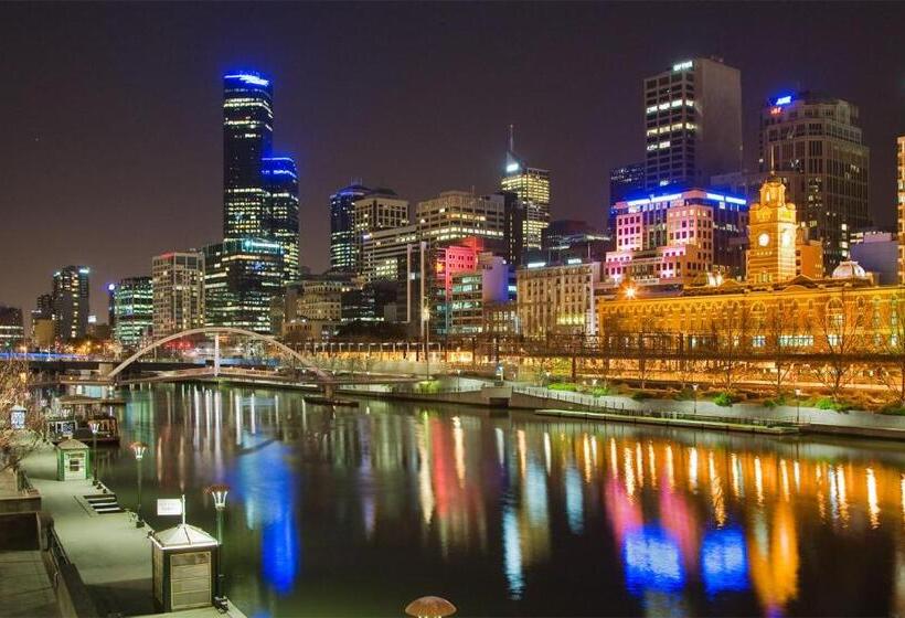 Readyset Apartments On Kavanagh