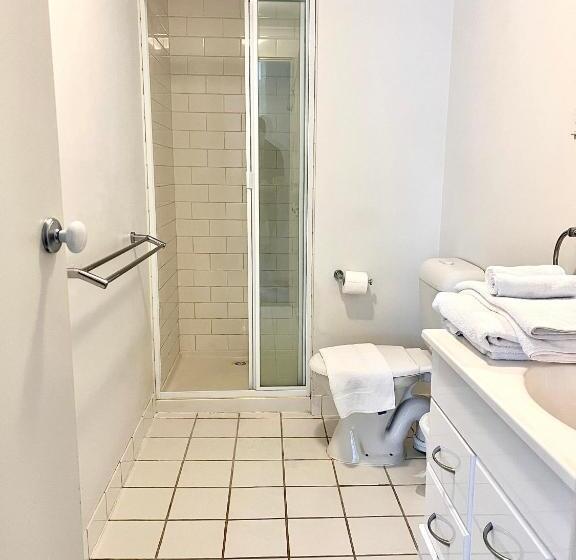 Readyset Apartments On Kavanagh