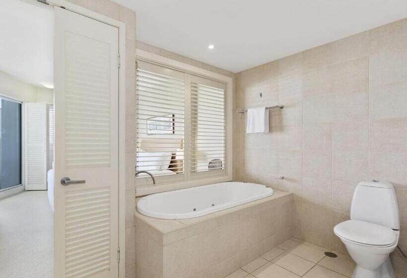 Resort On The Beach 4302 With Resort Pool