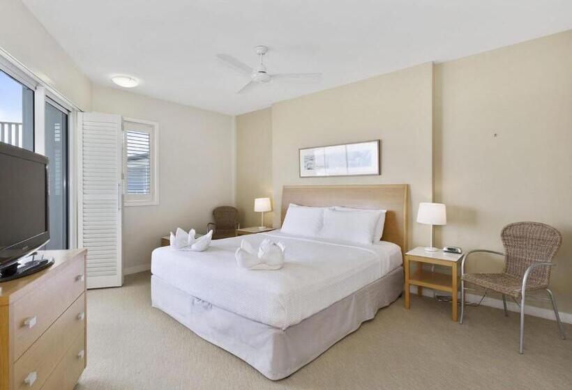 Resort On The Beach 4302 With Resort Pool