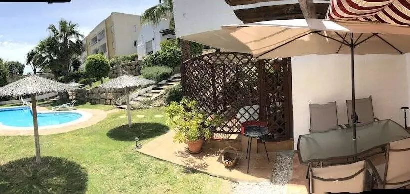 Seashape Apartment
