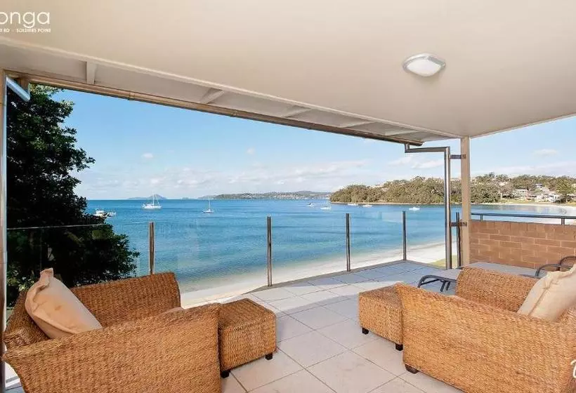 Soldiers Point Road, Kooyonga, 3, 211