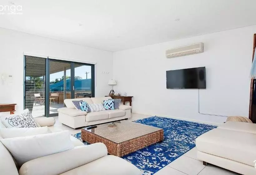 Soldiers Point Road, Kooyonga, 3, 211