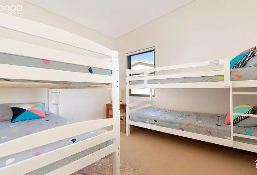 Soldiers Point Road, Kooyonga, 3, 211