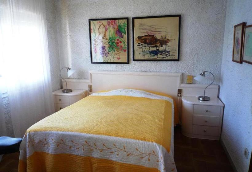 Villa Service Alorda Park