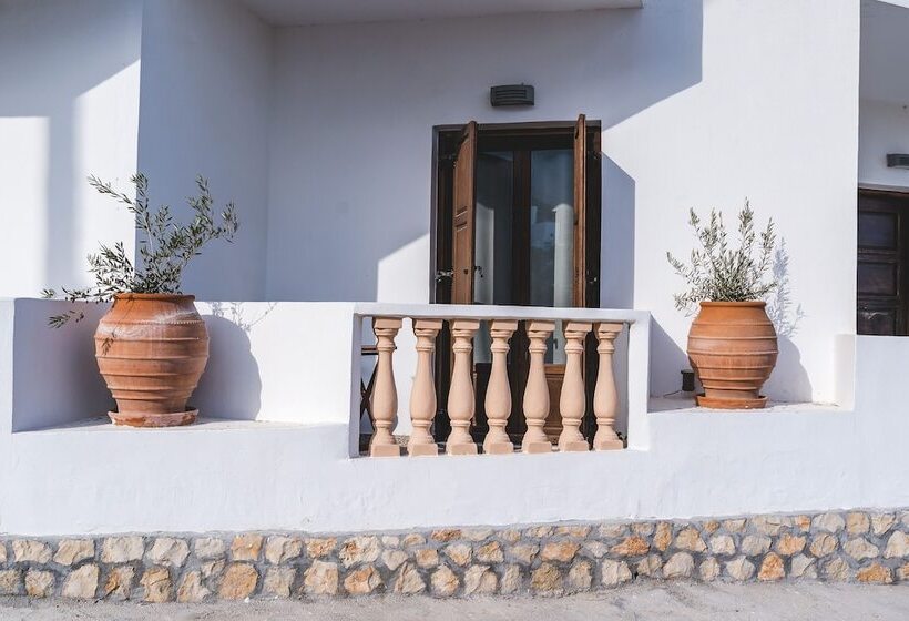 Theoxenia Kasos Luxury Apartments