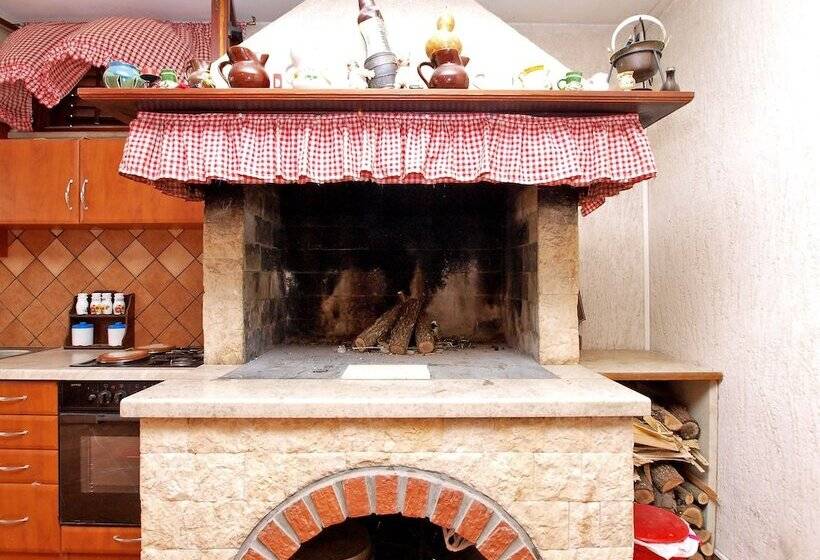 Apartments Milan 1048