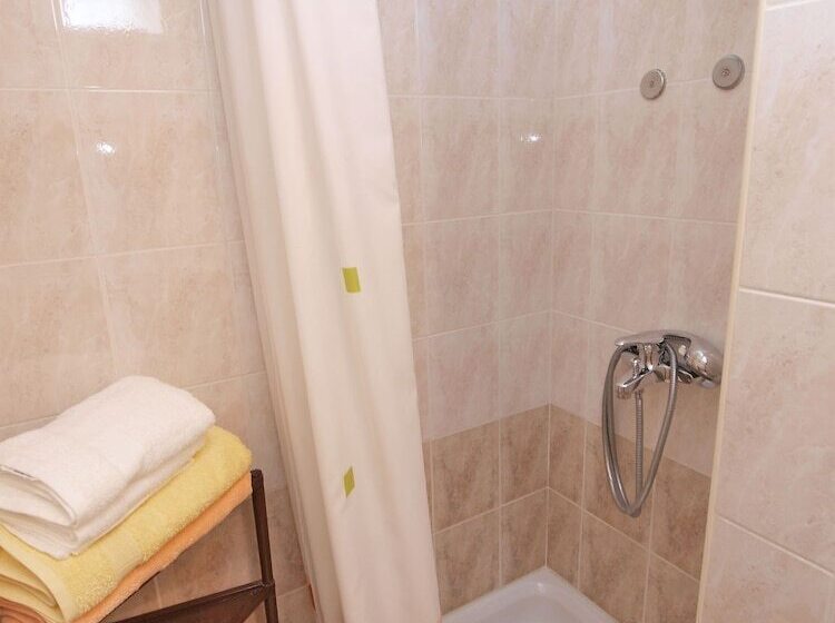 Apartments Milan 1048