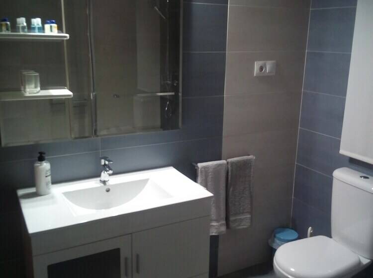 Excelente Piso A 5 Minutos Del Casco Histórico